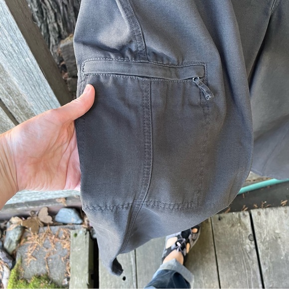 Dockers Men’s Classic Fit D3 Flat Front Comfort Cargo Pants Gray NWT Sz W42 L30 - Picture 10 of 15